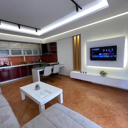 Saranda Central Apartment Exterior photo